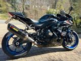 Suzuki GSXR 1000 R L 8 - SUZUKI GSX 8R
