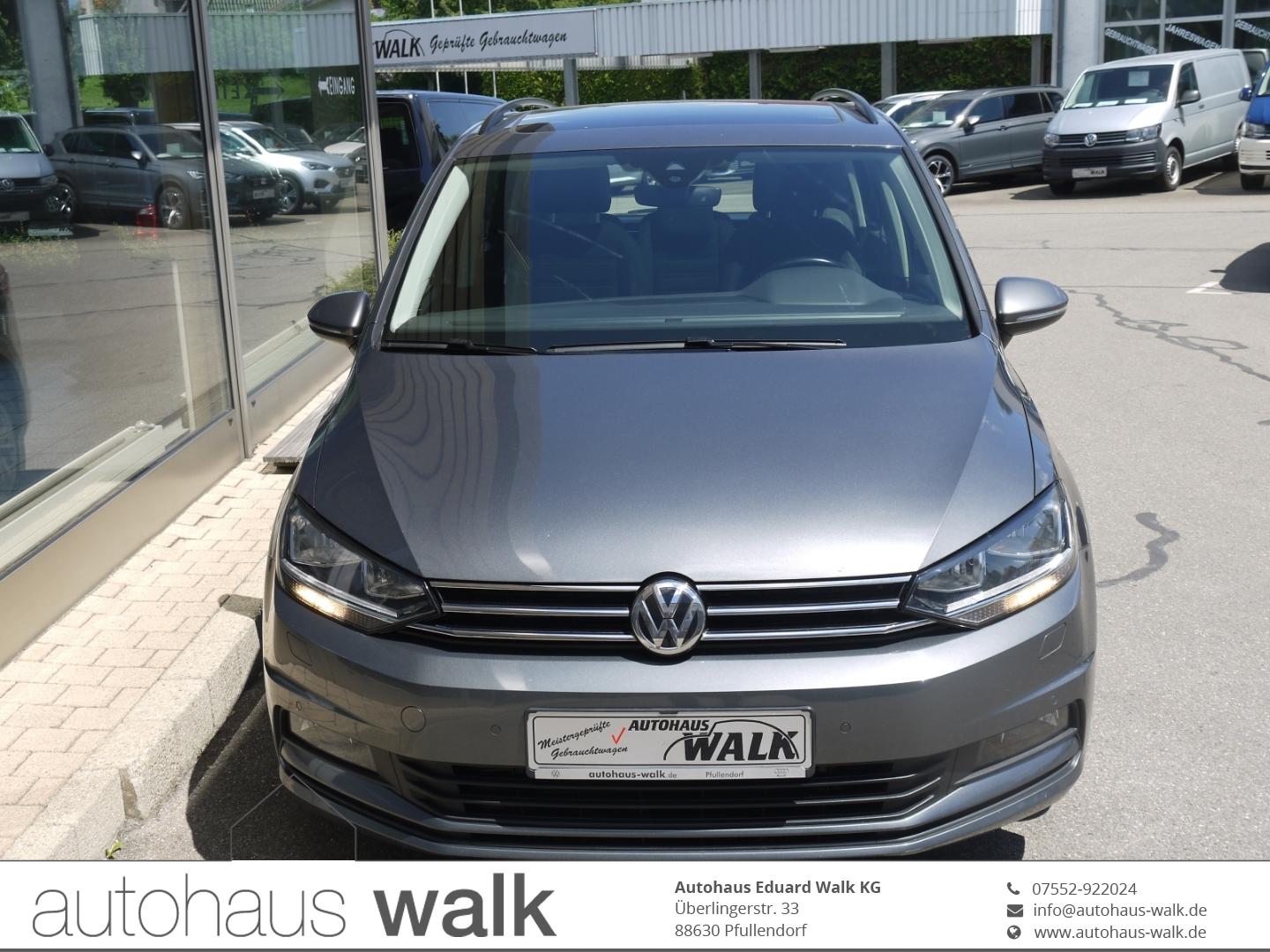 Volkswagen Touran 2.0 TDI DSG Comfortline NAVI Pano AHK ACC