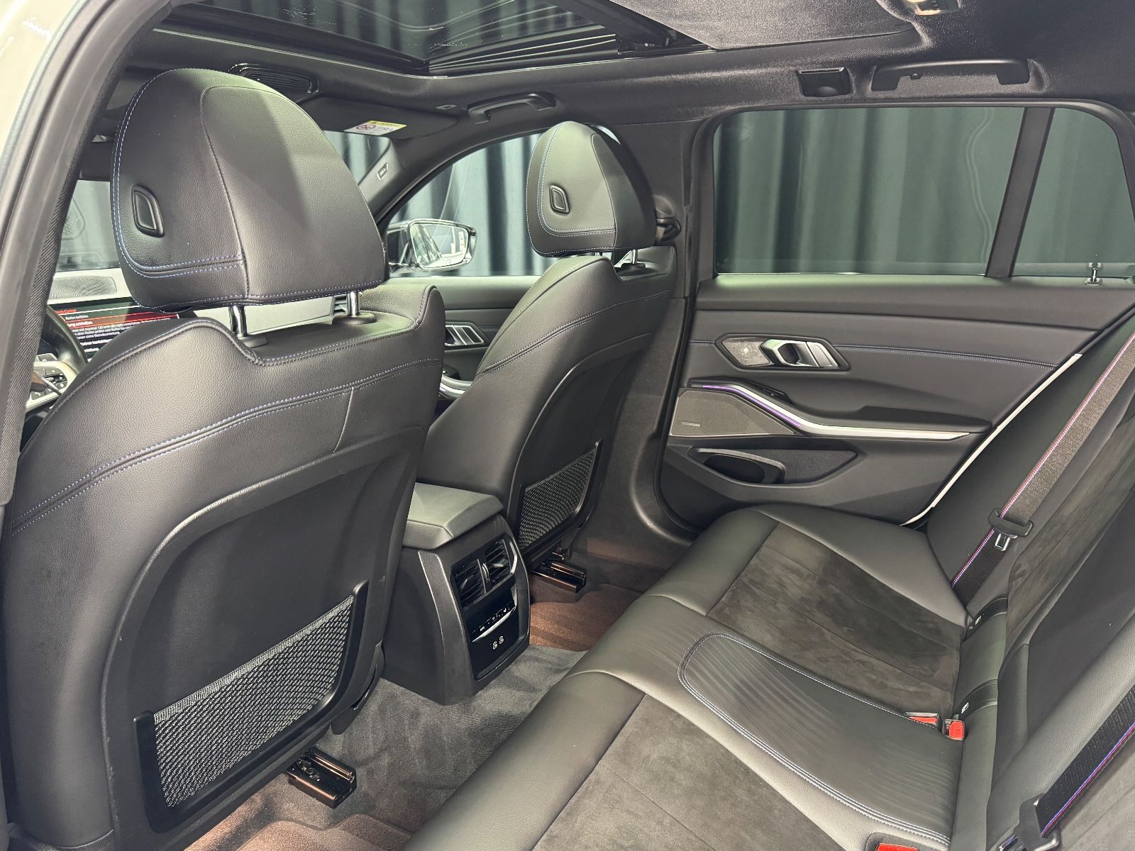 Fahrzeugabbildung BMW M340i xDrive Touring|LASER|NAVI|PANORAMA|ACC|AHK