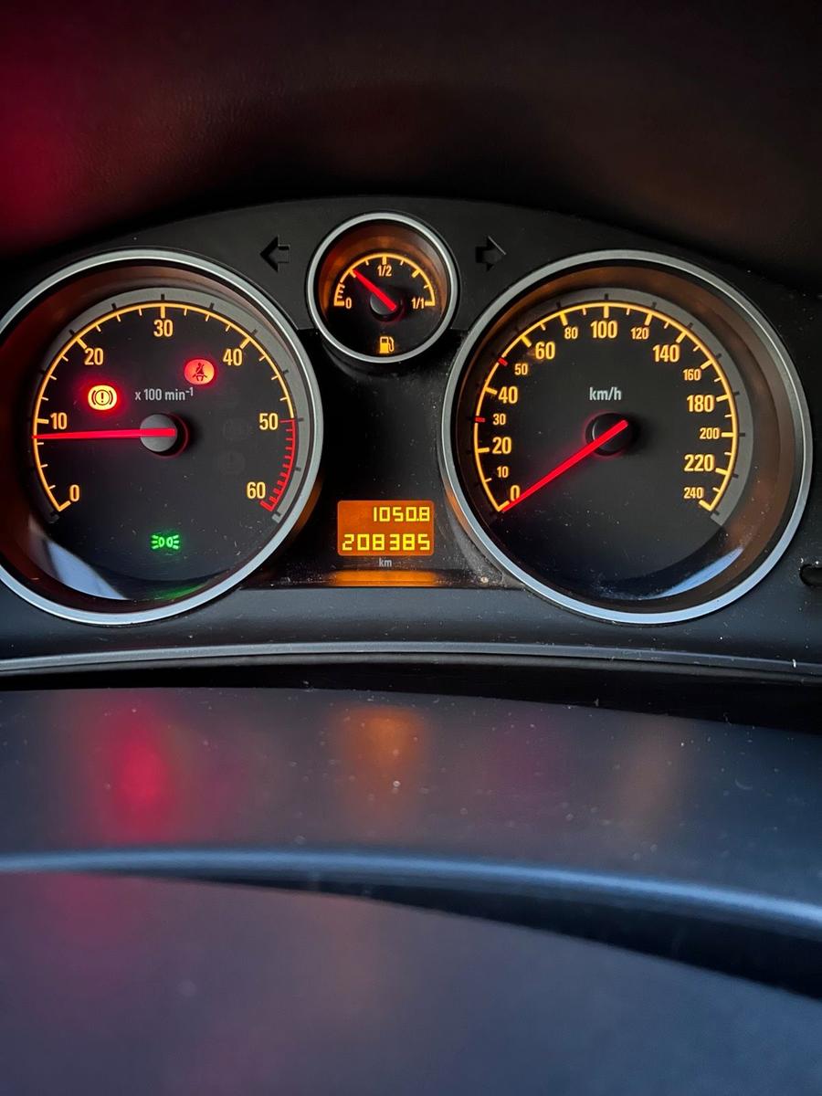 Opel Astra 2005 — photo 9