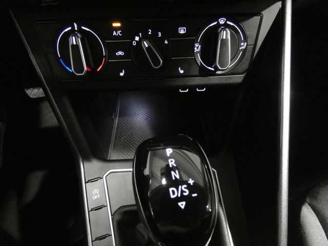 Polo 1.0 TSI STYLE DSG NAVI KAMERA IQ.LIGHT ACC