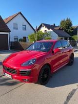 Porsche Cayenne S Diesel 4,2 Sport Design GTS Karminrot