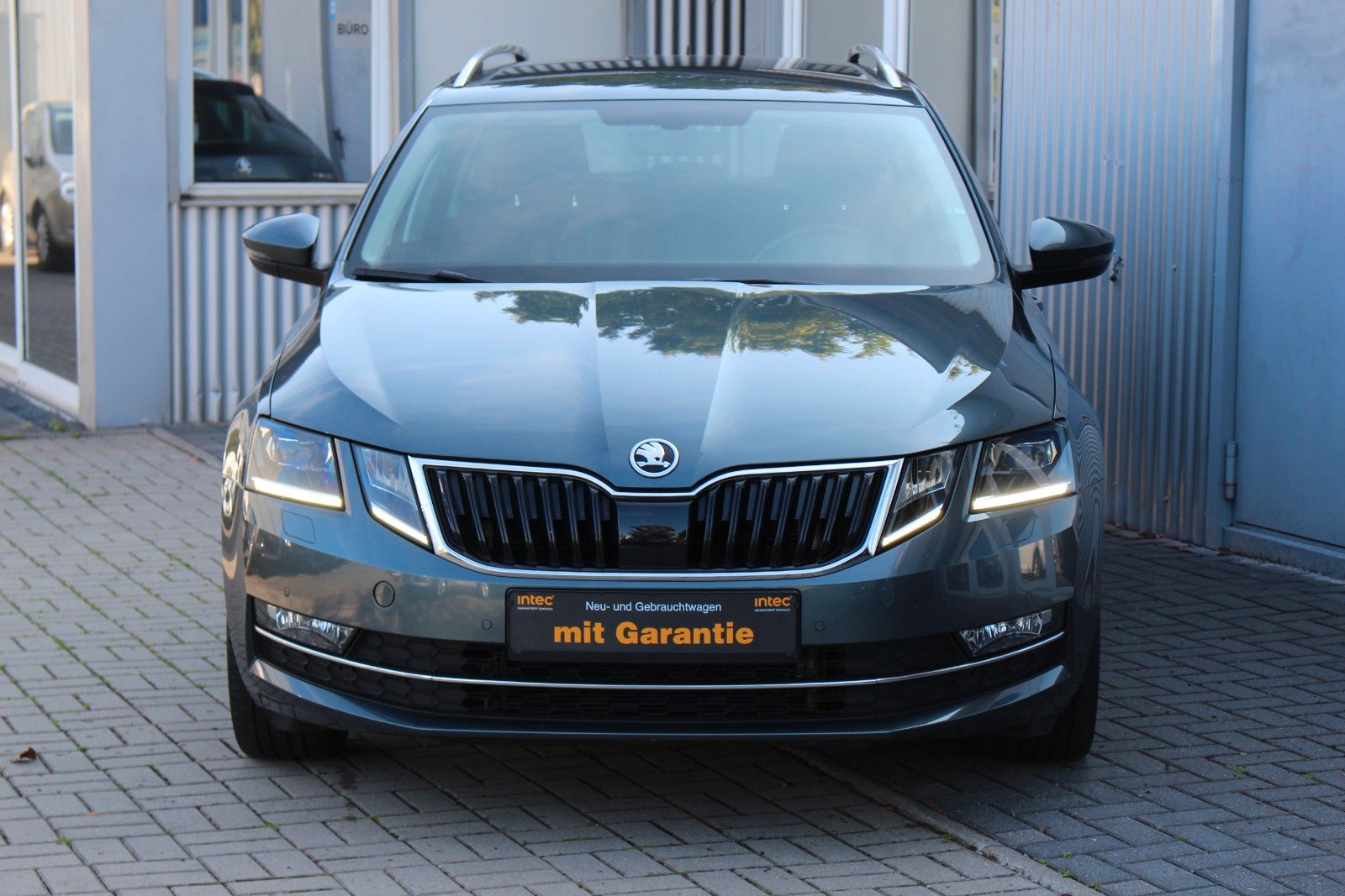 Skoda Octavia Combi Style 2.0 TSI DSG+Navi+Kamera+ACC foto 7