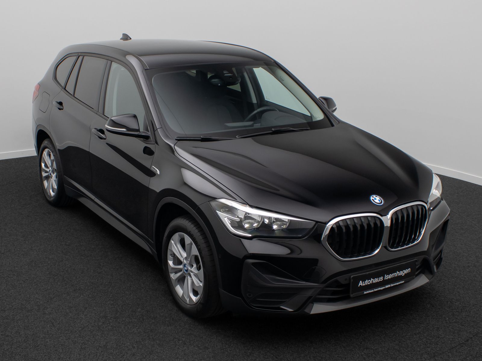 BMW X1 xD25e GeschwindigReg DAB ParkAss Navi Lordos imagem 3
