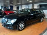 Mercedes-Benz E 220 CDI T-Modell AUT./NAVI/SHZ/PDC/MFL - Mercedes-Benz E 220: Cdi T Modell