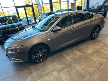 Opel Insignia*LKHZ*2-ZONEN*CARPLAY*TEMPO*PDC*LED