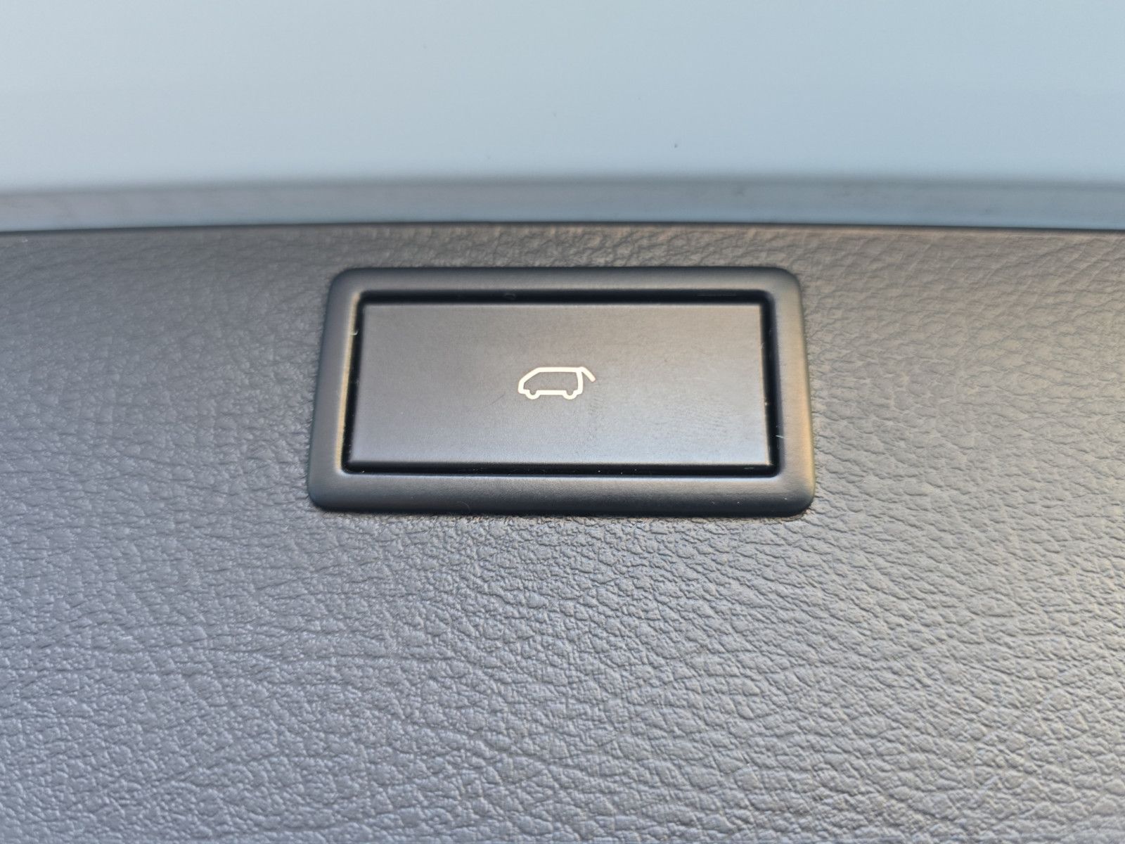 Fahrzeugabbildung Volkswagen T6 Multivan Generation Six 4Motion VOLL