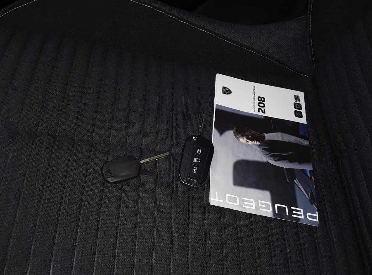 Peugeot 208 - Bild 13