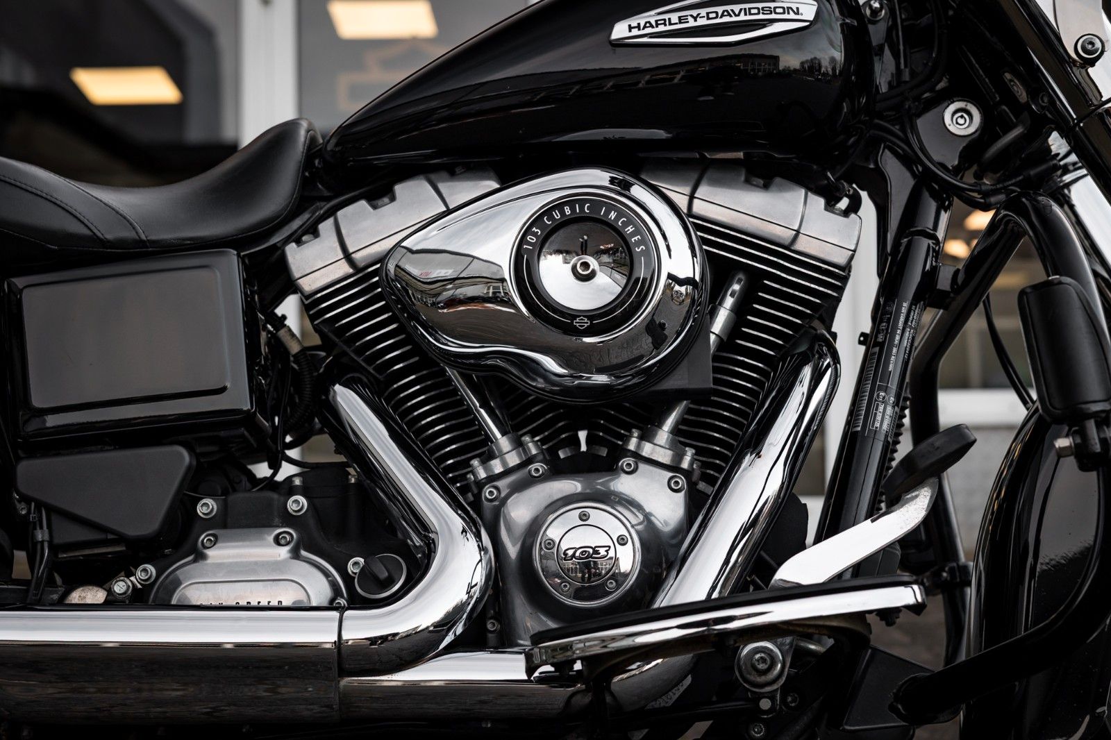 Fahrzeugabbildung Harley-Davidson FLD Dyna Switchback - Kesstech -