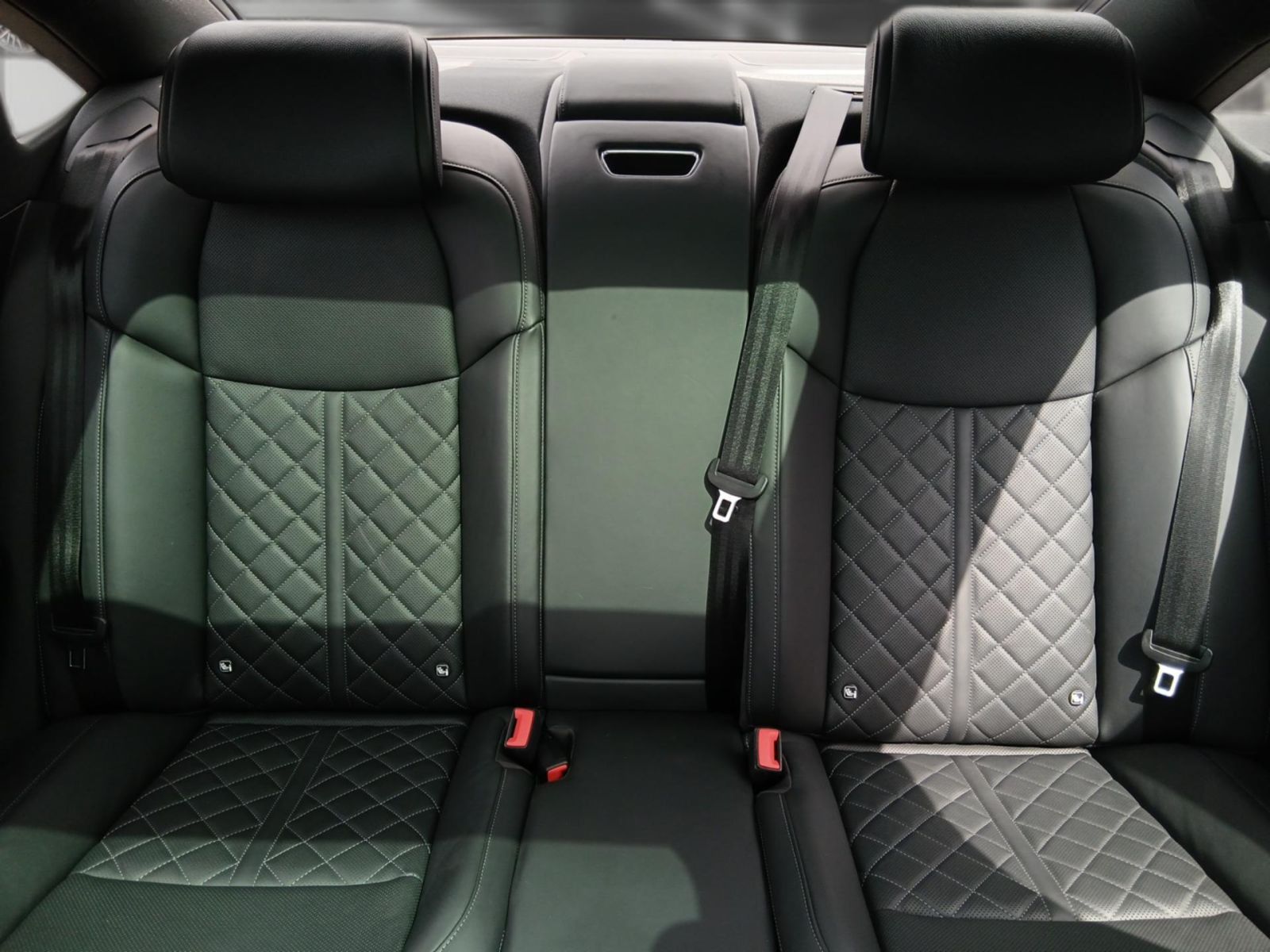 Audi A8 - Bild 22