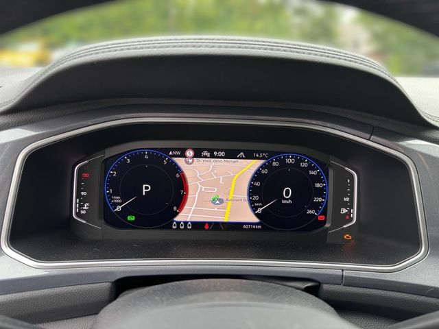 T-Roc Style 1.5 TSI DSG AHK Navi Panorama DCC