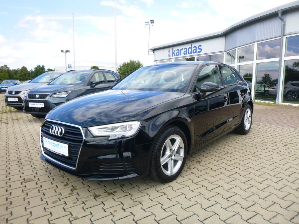 Audi A3 Sportback 30 TFSI >NAVI/LED/Sitzheiz/PDC<