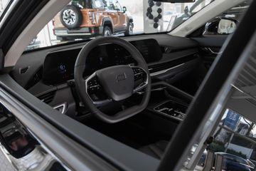 Bild 14 Andere Bestune B70 Pano, 360 Cam, SH, Carplay