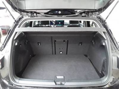 Volkswagen Golf - Bild 6