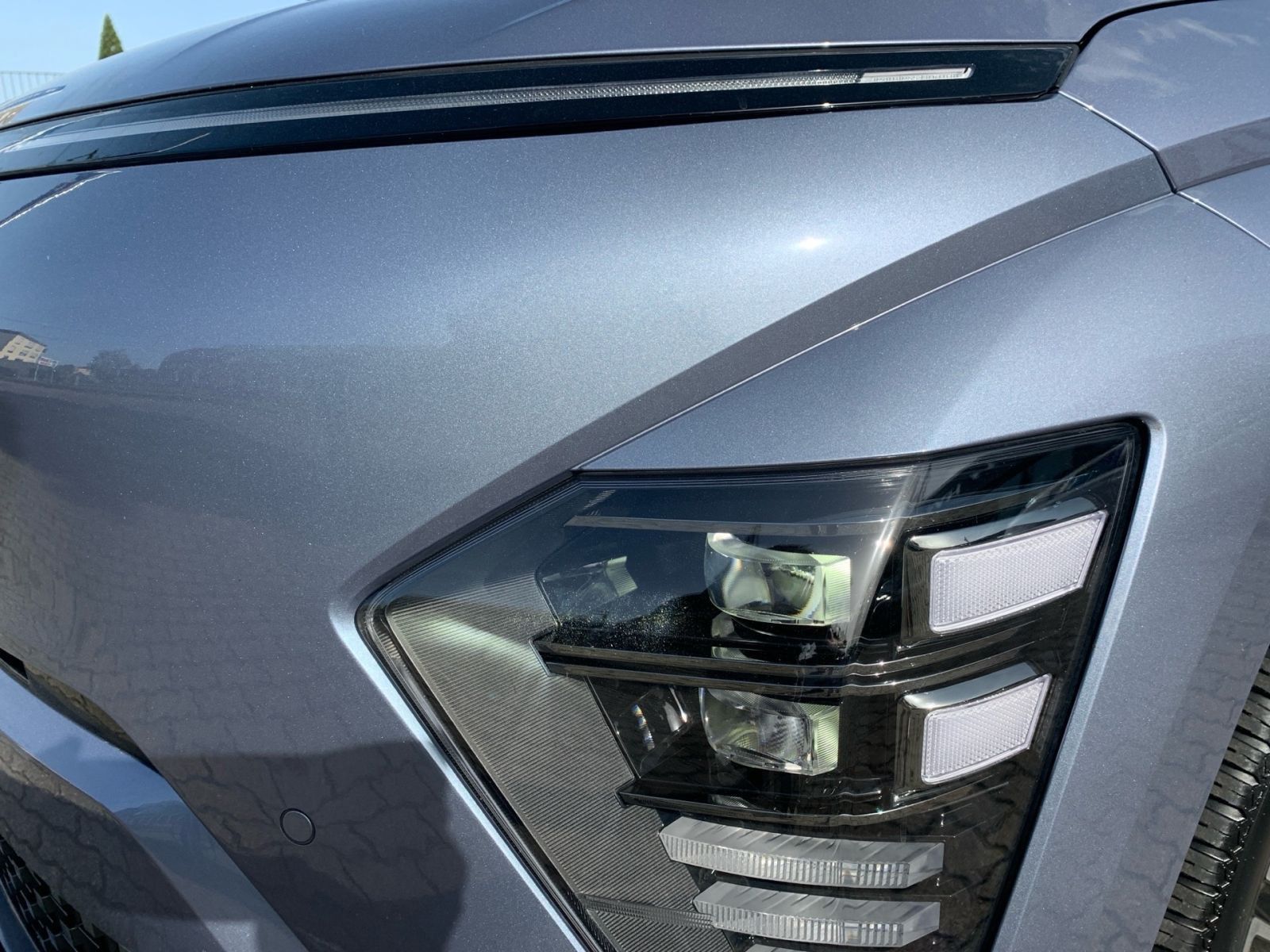 Fahrzeugabbildung Hyundai KONA Prime Elektro 65,4 kWh BOSE Sitz 19Zoll