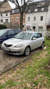 Mazda 3 1.6 Diesel  Baujahr 2006 260.000 ... - Mazda 626 in Essen