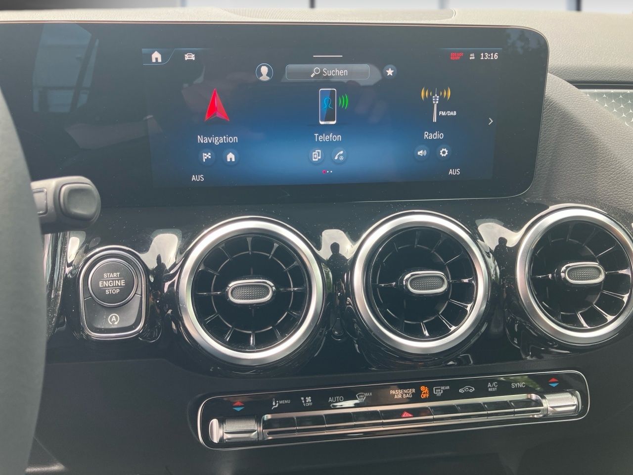 Fahrzeugabbildung Mercedes-Benz GLA 200 d PROGRESSIVE+AHK+MULTIB.+KAMERA+ALARMA.
