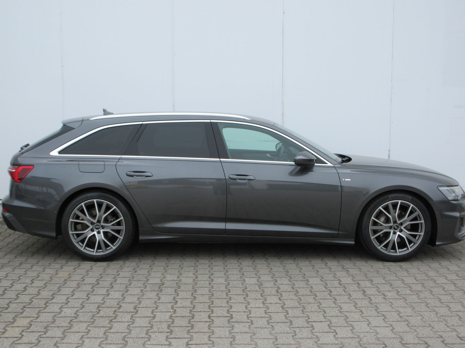A6 Avant Sport 45 TFSI 265 PS qu. S-tr. S-LINE E