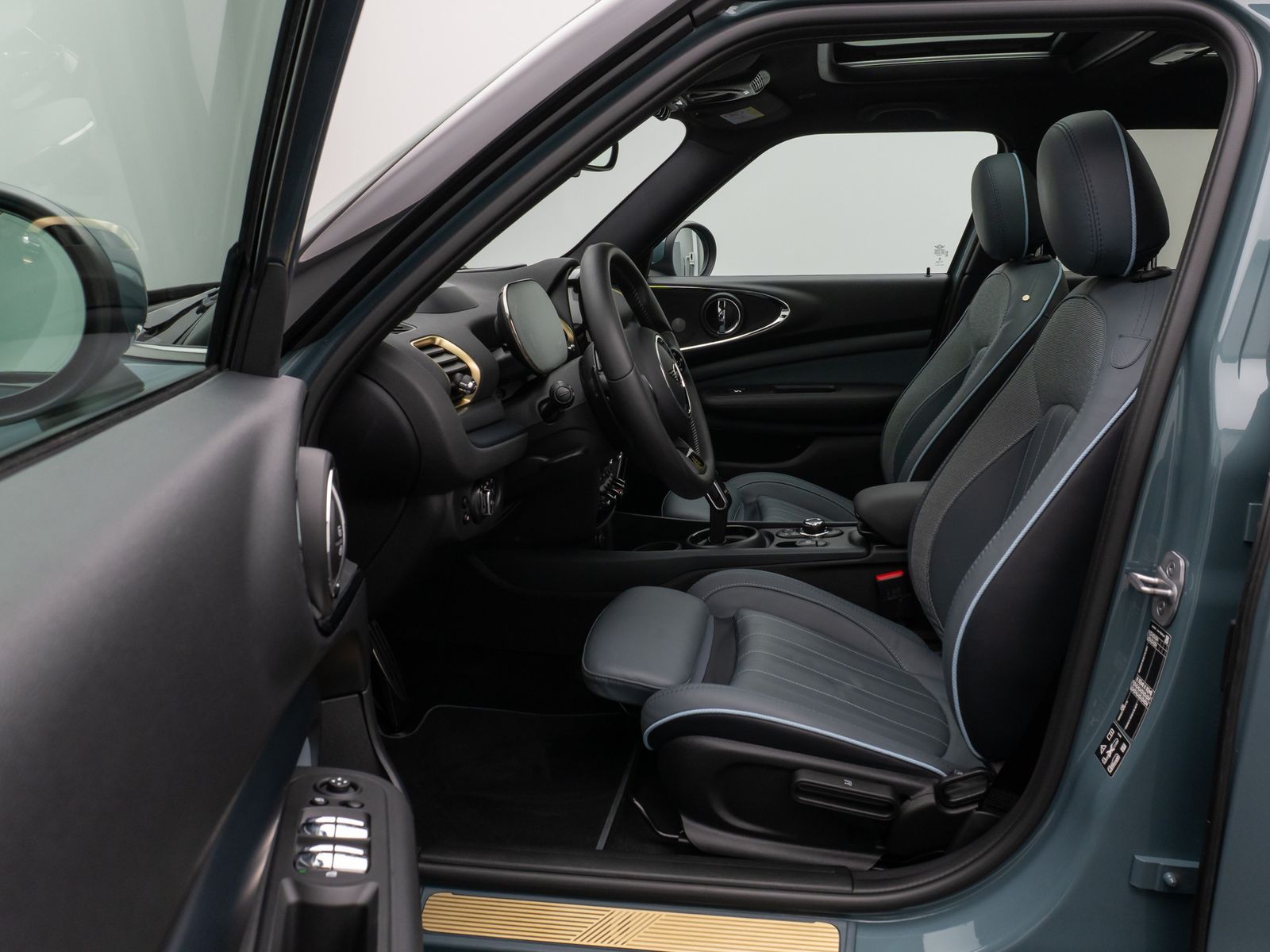 Fahrzeugabbildung MINI John Cooper Works Clubman Panorama HUD H/K Voll