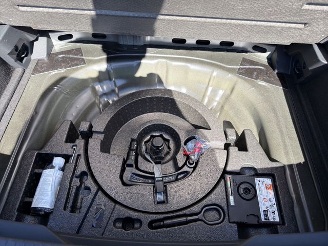 T-Roc 1.5 TSI R-Line DSG NAVI AHK ACC FACEL. LED