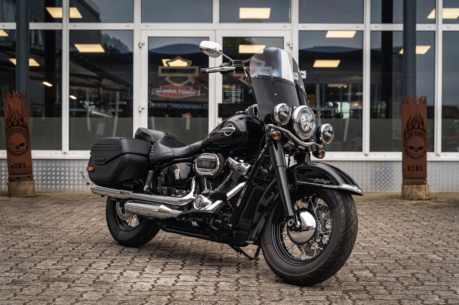Fahrzeugabbildung Harley-Davidson Softail Heritage 114 FLHCS - STAGE II. SE-TORQUE