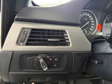 BMW 330xd COUPE ALLRAD SCHALTER M-SPORTPAKET 2.HAND