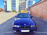 BMW 320i Cabrio, Hardtop - BMW 320 aus 1996: 320i