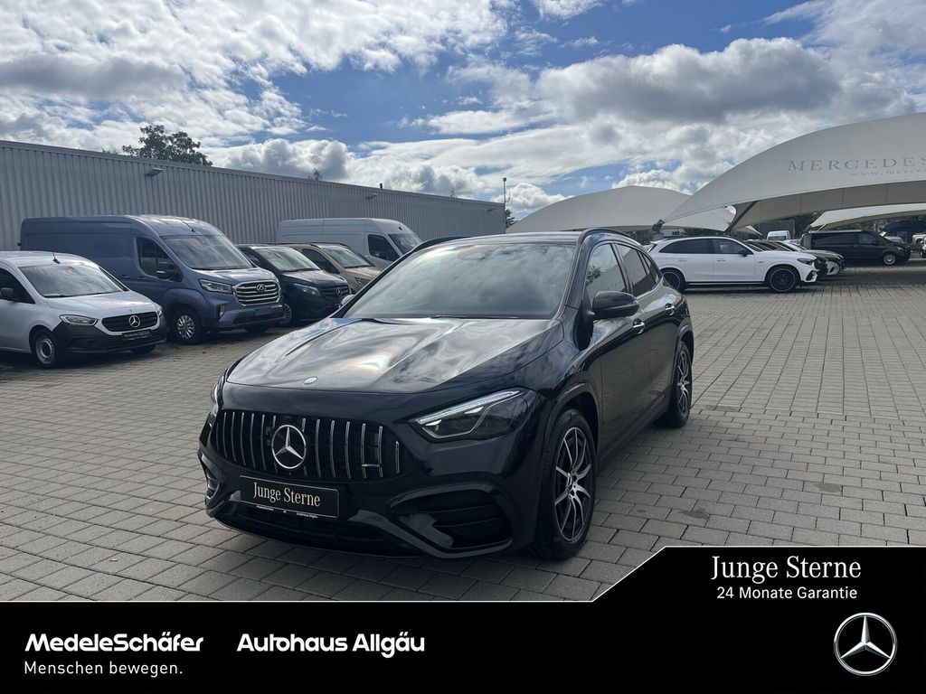 Image of Mercedes-Benz GLA 35 AMG