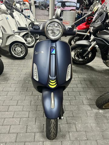 Vespa Primavera Tech 125