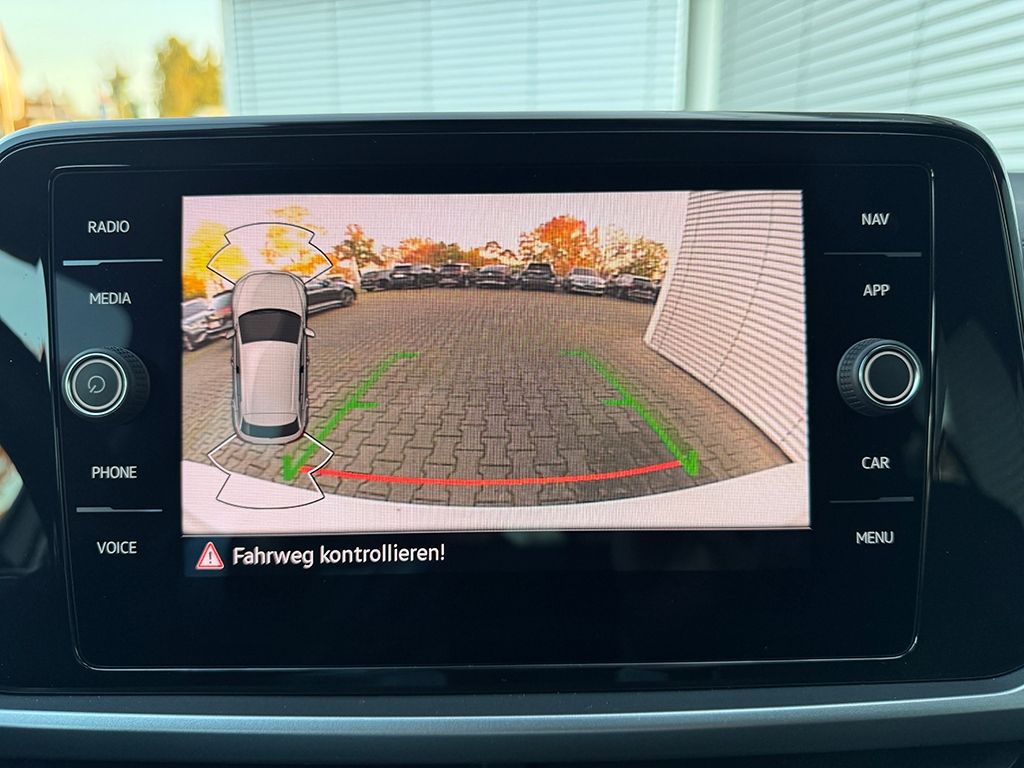 T-Roc 1.0 TSI LIFE *NAVI*KEYLESS*REARVIEW*