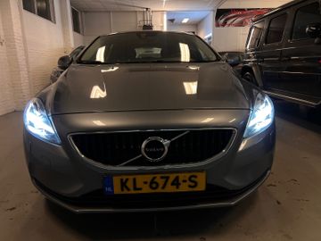 Volvo V40 - 8