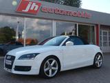 Audi TT Coupe/Roadster 2.0 TFSI S-Line - Audi TT: Weiß