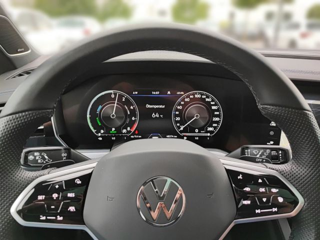 Touareg R 4Motion 3.0 TSI eHybrid Navi Carplay