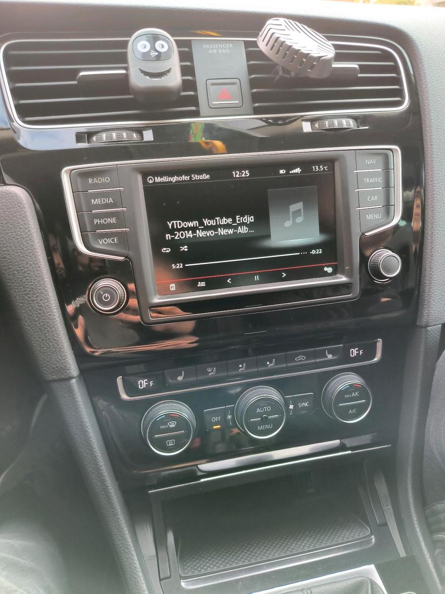 Volkswagen Golf 2015 — photo 12
