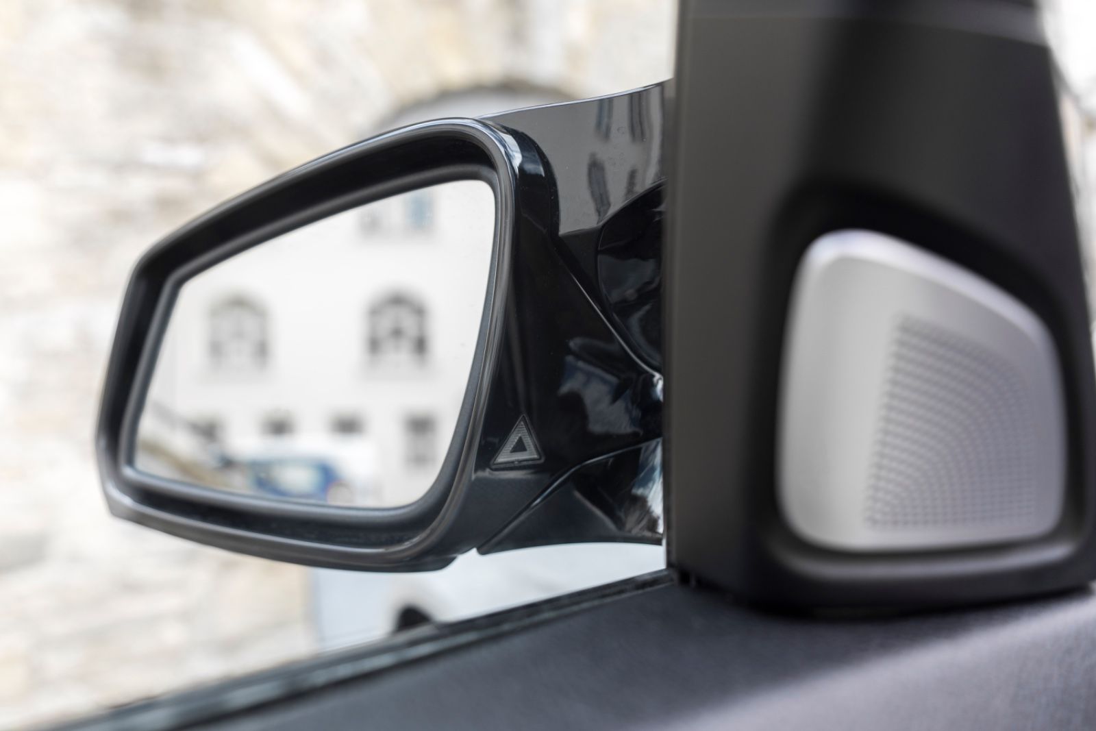 Fahrzeugabbildung BMW 550IX M-SPORTPAKET HUD B&O ACC HUD KAM TOTW