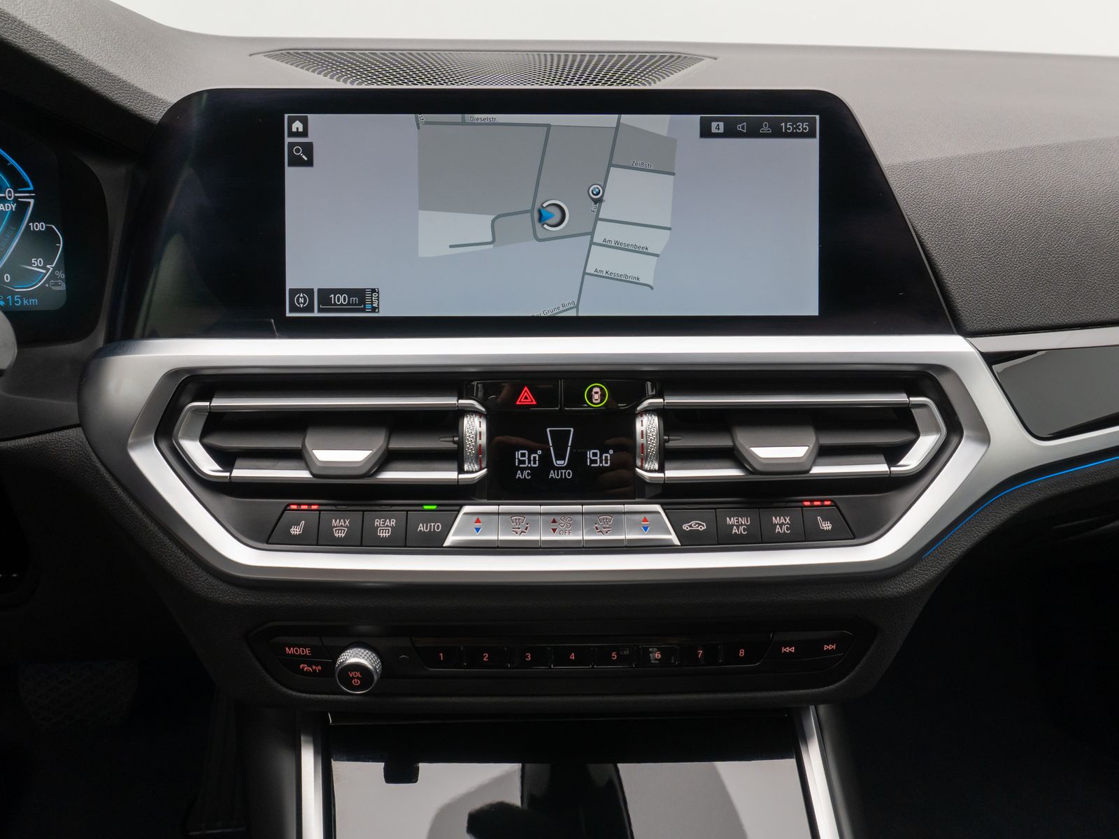 Fahrzeugabbildung BMW 320e Sport Line DAB CockPitPr Lenkrhzg AHK Alarm