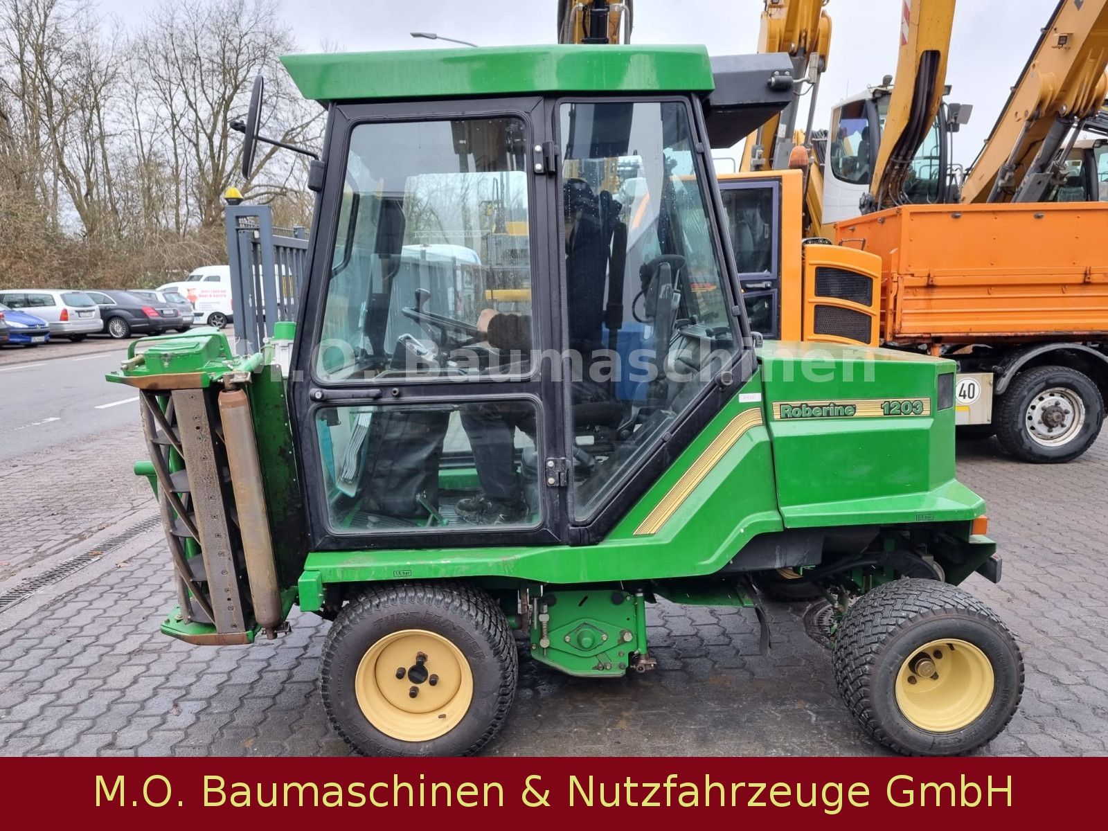 Fahrzeugabbildung John Deere Roberine 1203