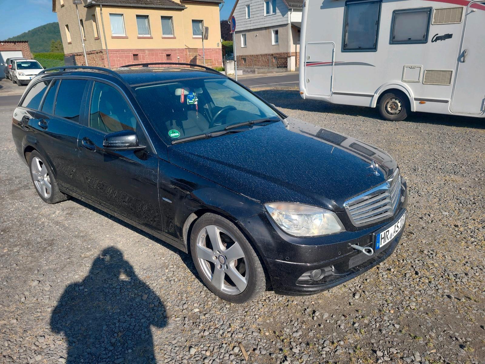 Mercedes-Benz  2010 — салон