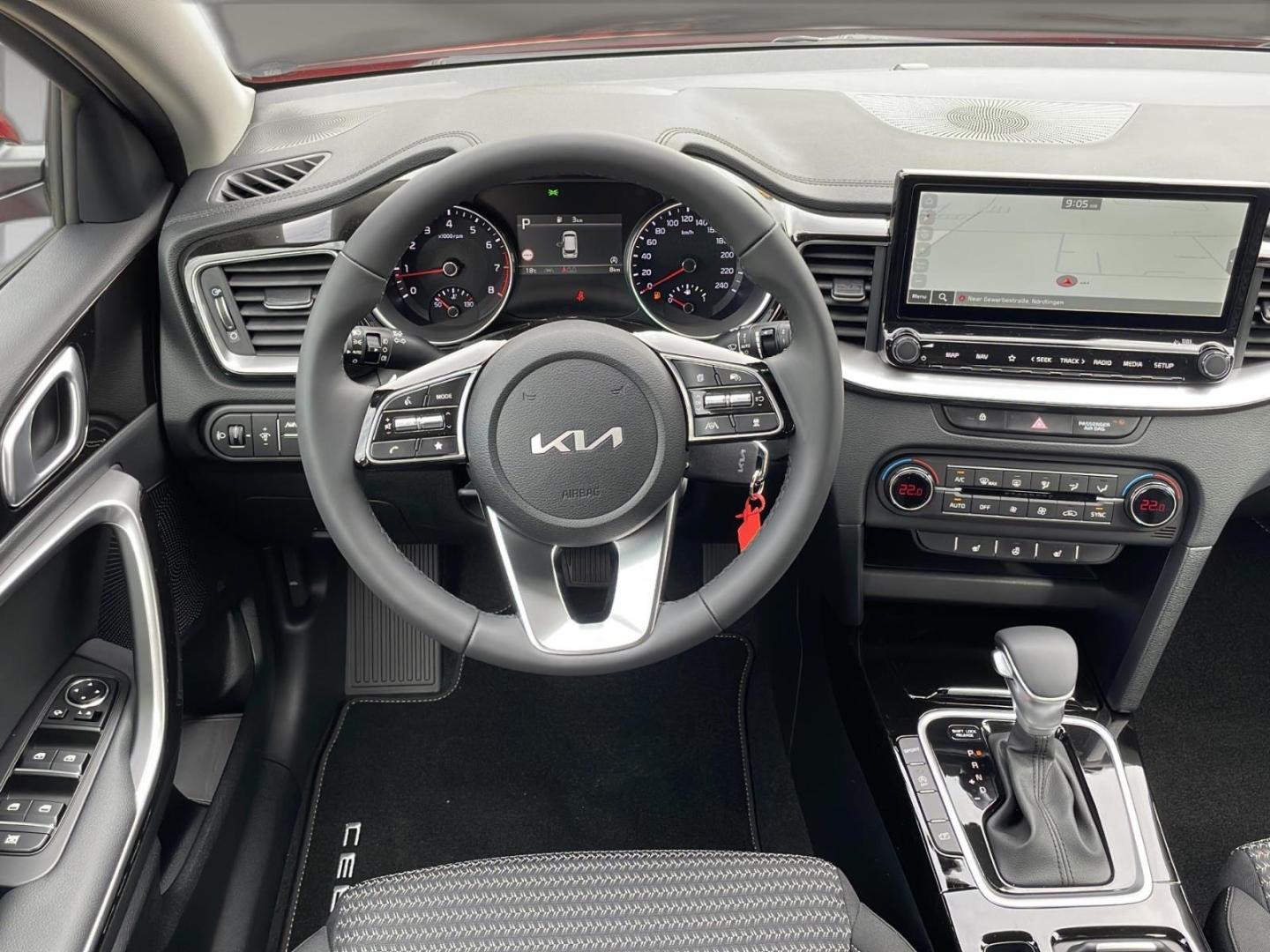Kia Ceed_sw Spirit 1.5 T-GDI DCT7 Abstand+Tot.Winkel