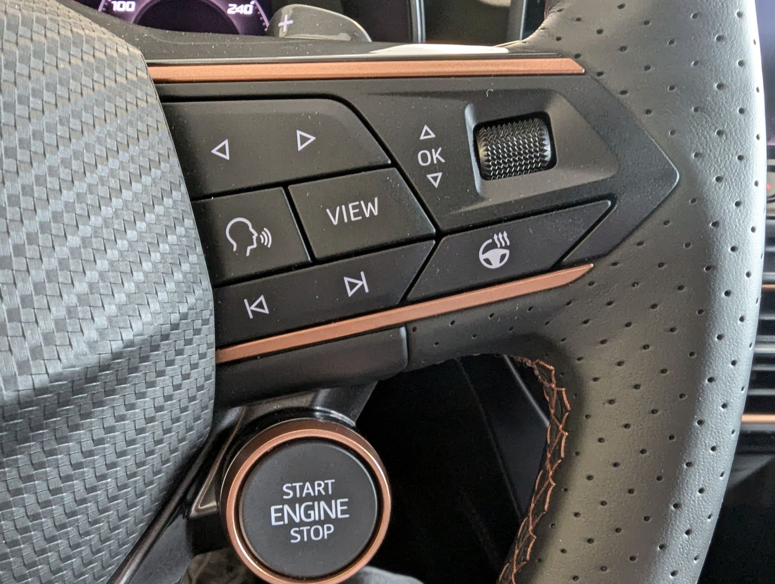 CUPRA Leon 1.5 eTSI Dynamic Edge-Paket Assist-XL Memor - Image 23
