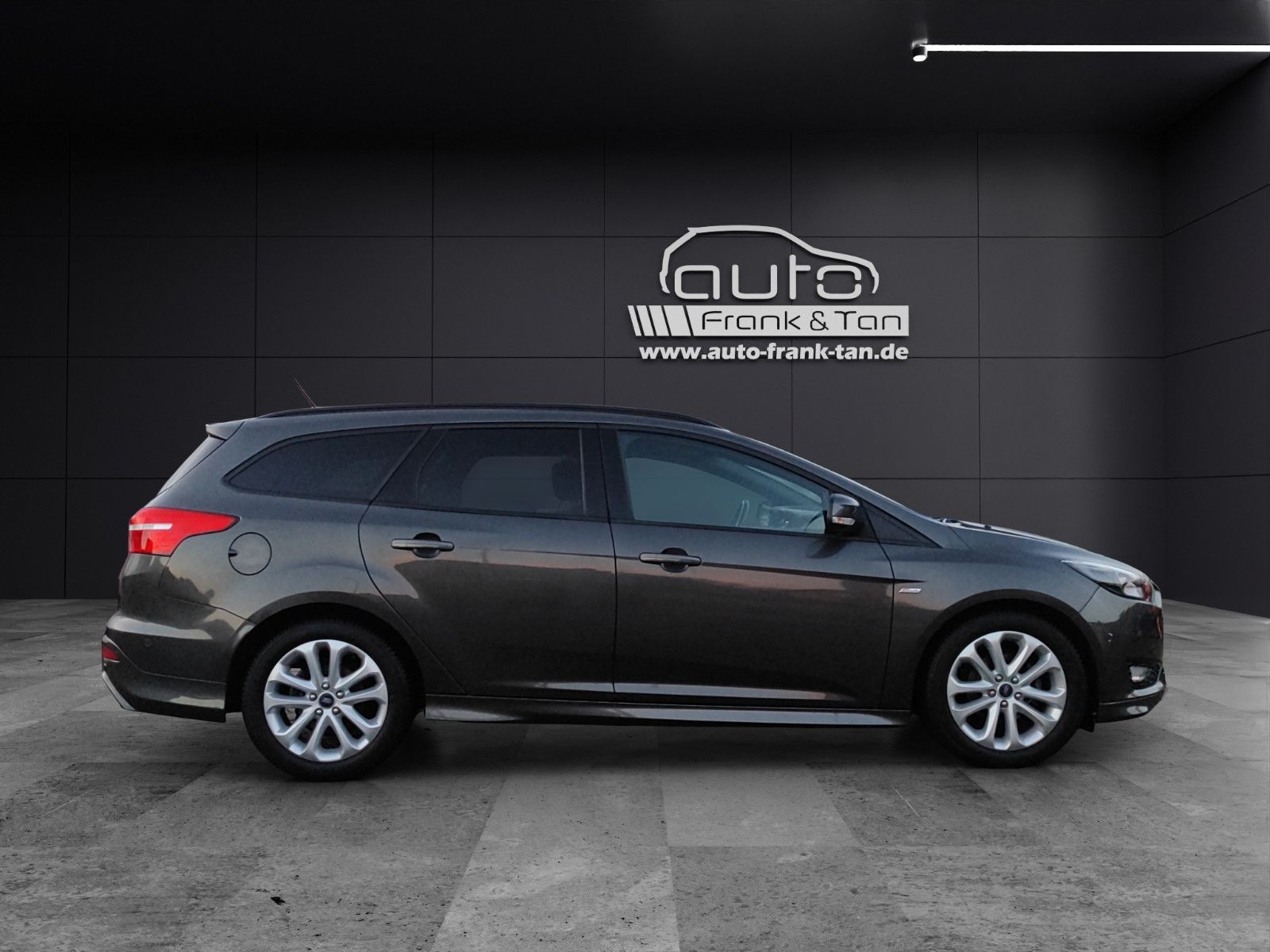 Fahrzeugabbildung Ford Focus Turnier ST-Line*Navi*SitzHZ*LenkradHZ*Blth