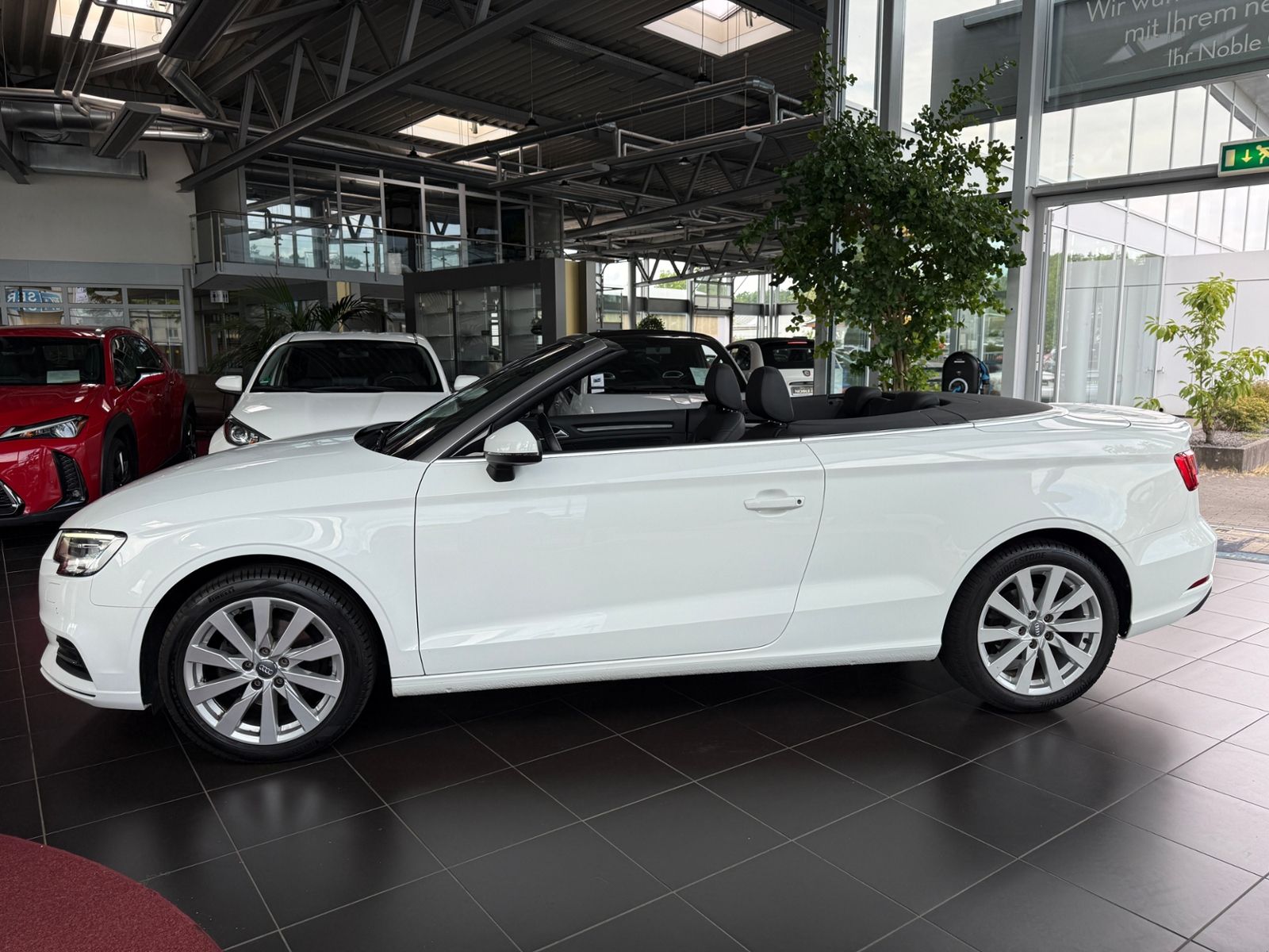 Fahrzeugabbildung Audi A3 Cabriolet design 35 TFSI XENON NAVI ALU
