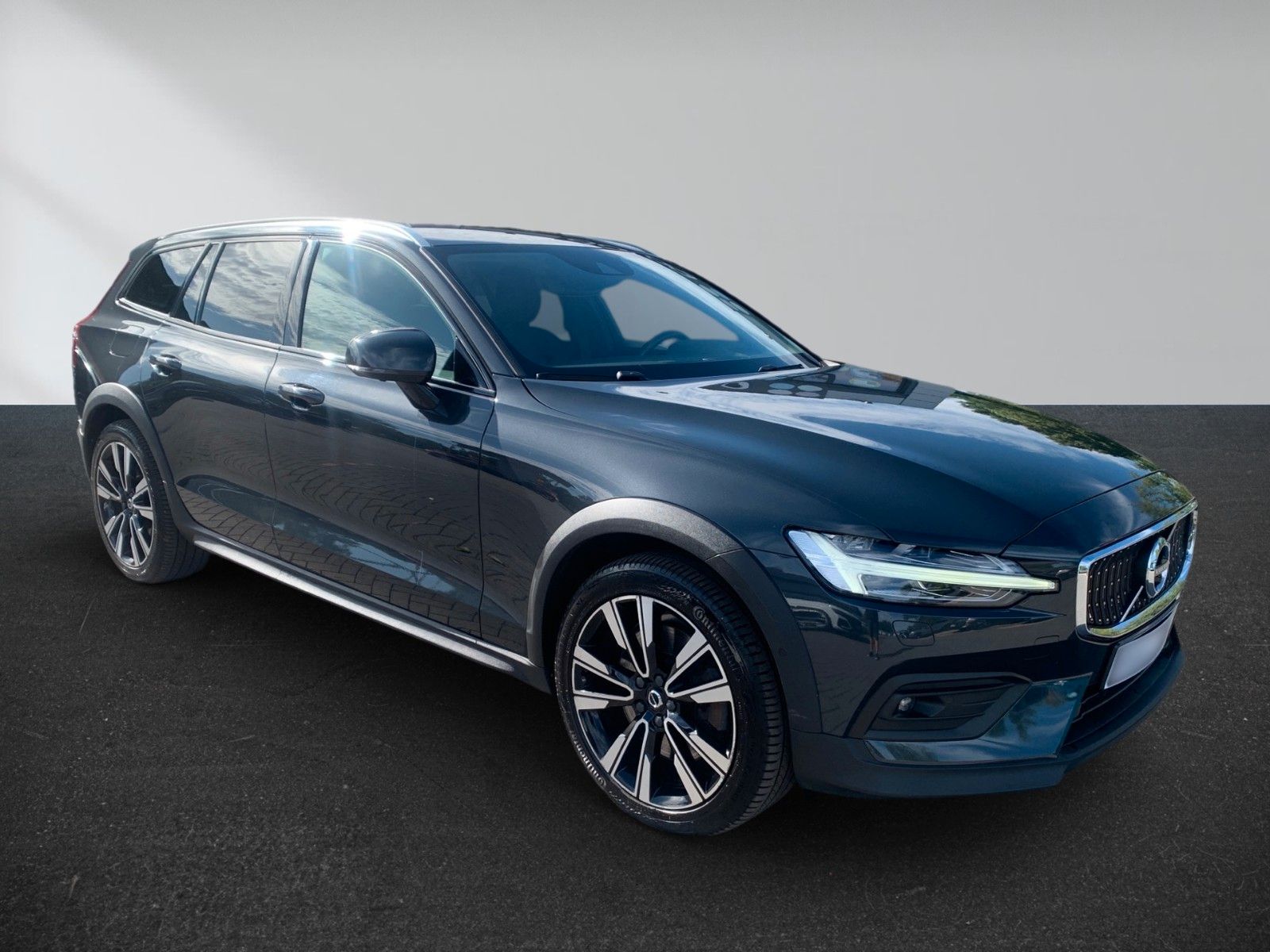 Volvo V60 Cross Country Pro AWD imagem 2