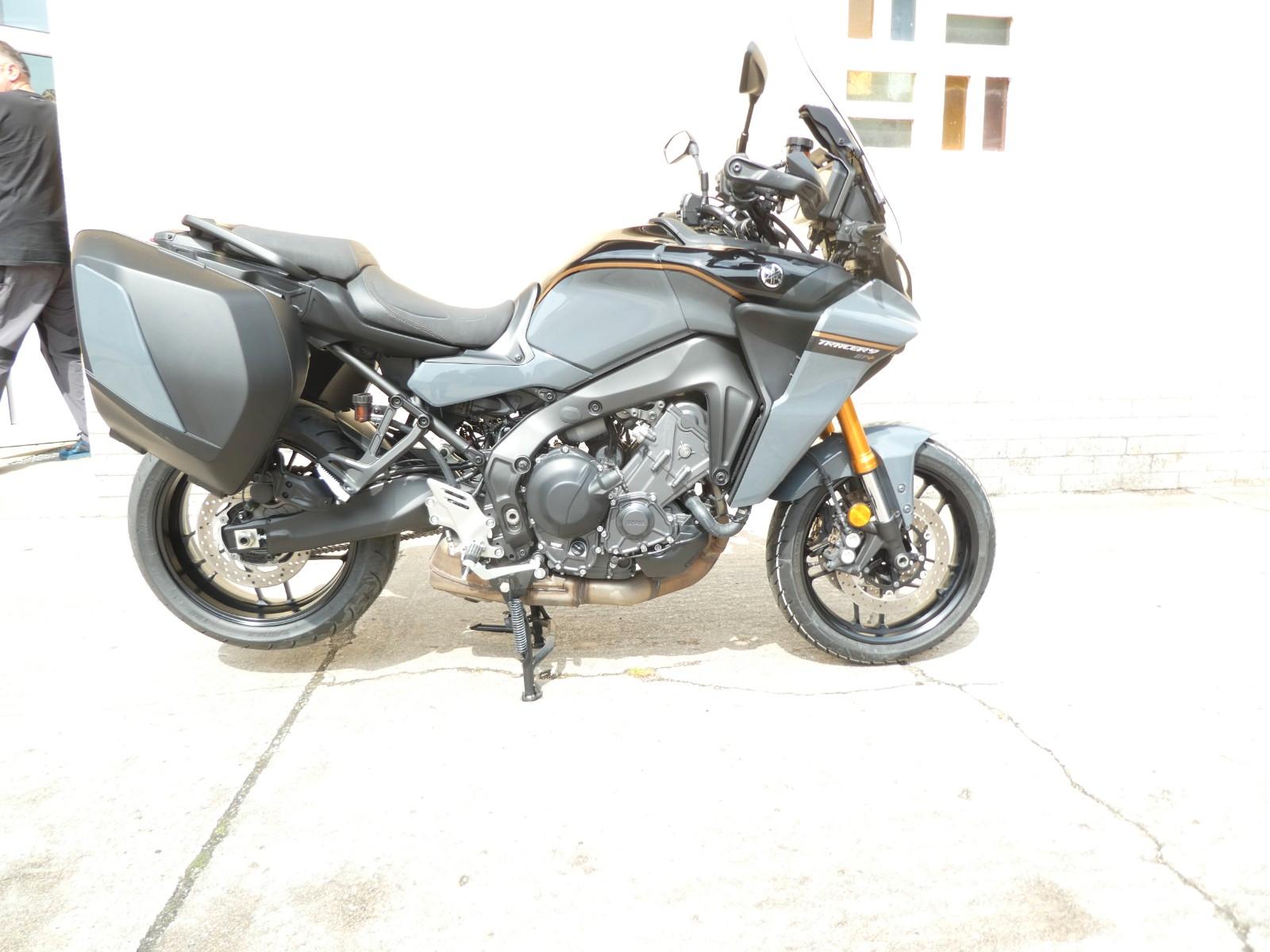 Yamaha Tracer 9GT+,Tracer 9,Tracer 9GT,1-Hand