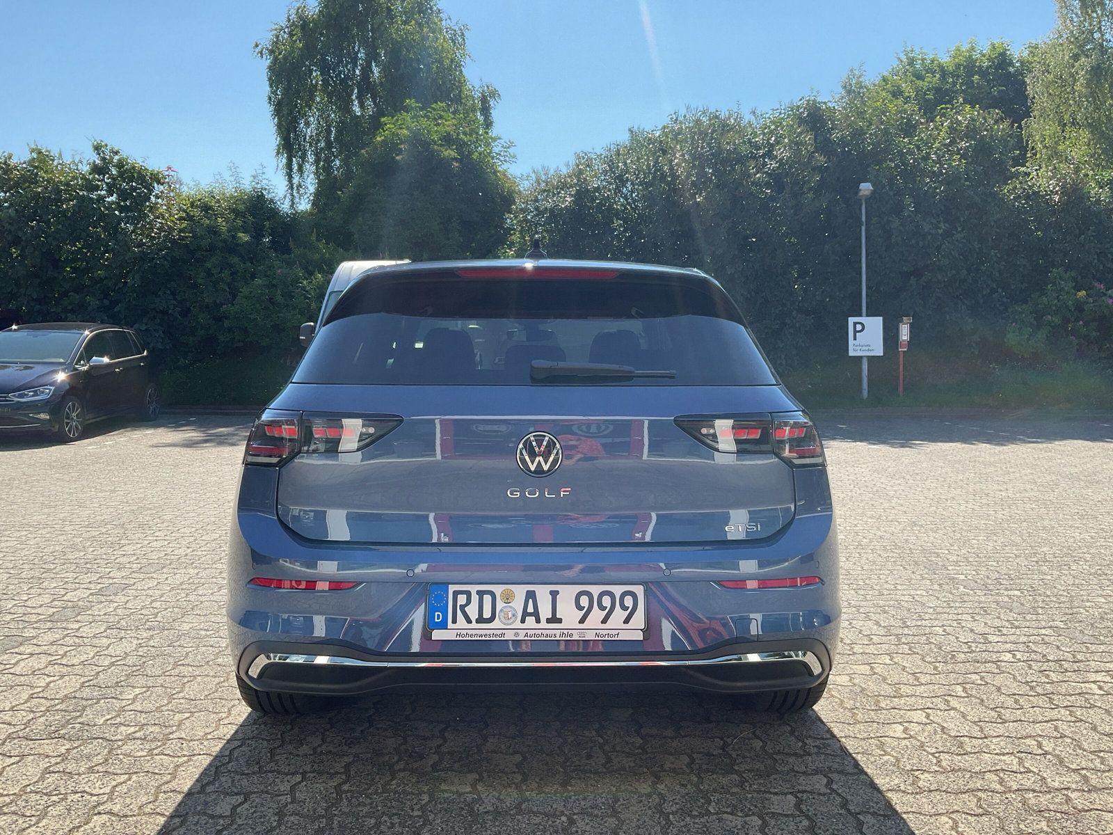 Volkswagen Golf VIII Edition 50 1.5 eTSI DSG AHK Area View