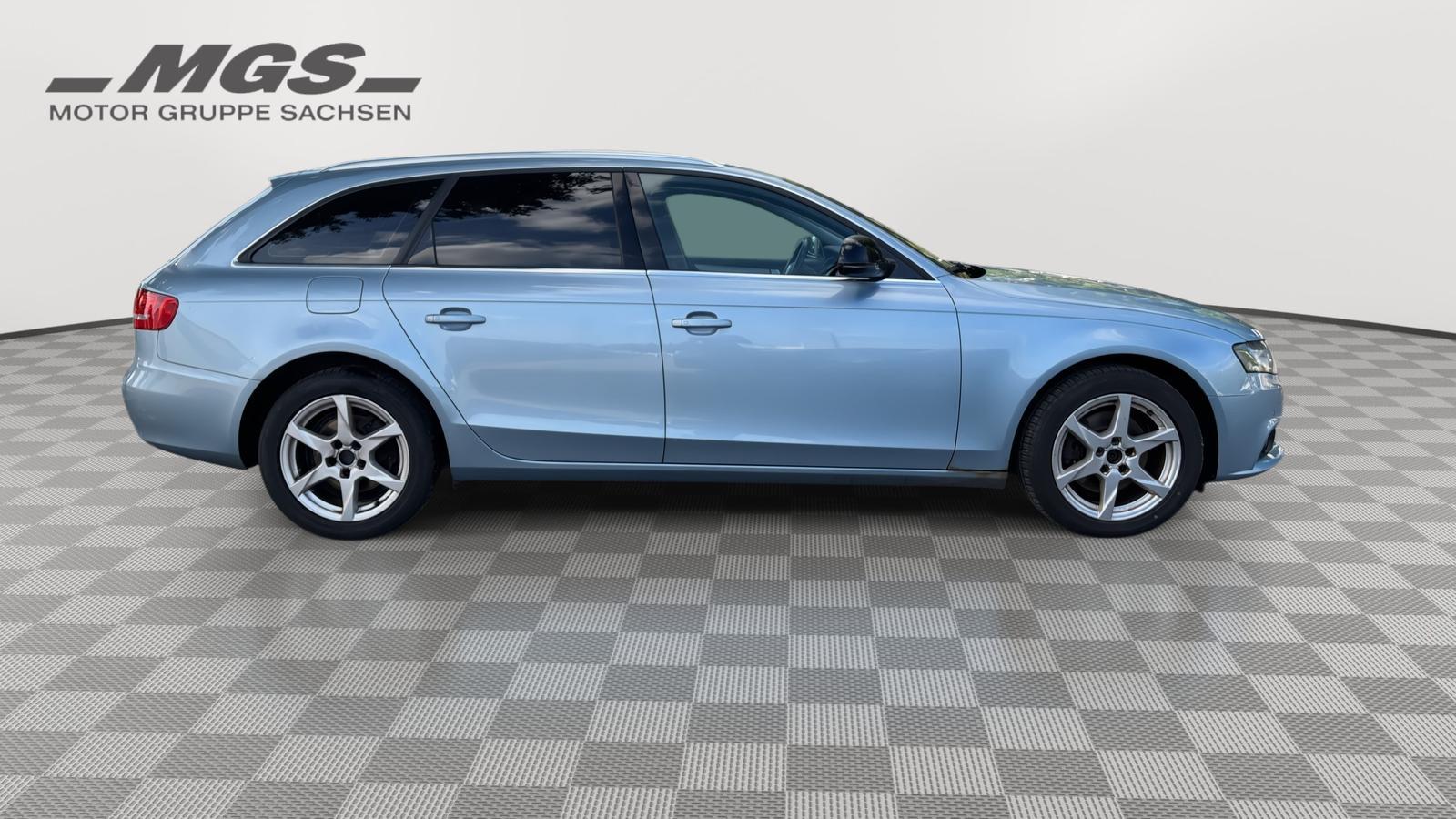 Audi A4 2008 — photo 7