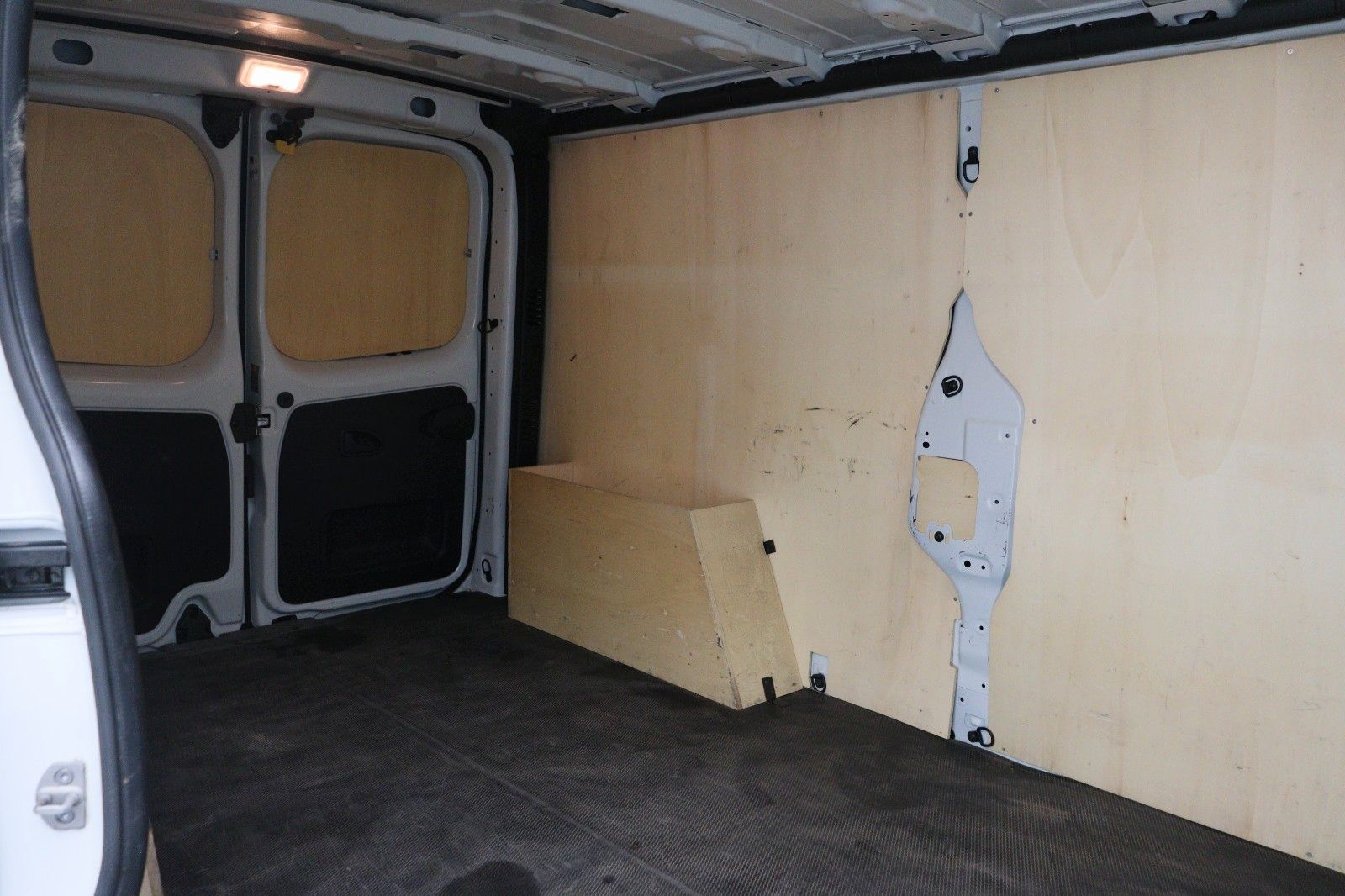 Fahrzeugabbildung Renault Trafic Kasten L2H1 Komfort Top Zustand