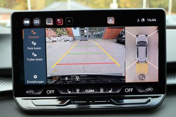 Cupra Terramar 2.0 TSI 4Drive VZ DCC AHK Pano HeadUp