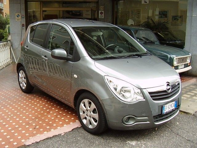 Opel Agila 1.2 16V NEOPATENTATI