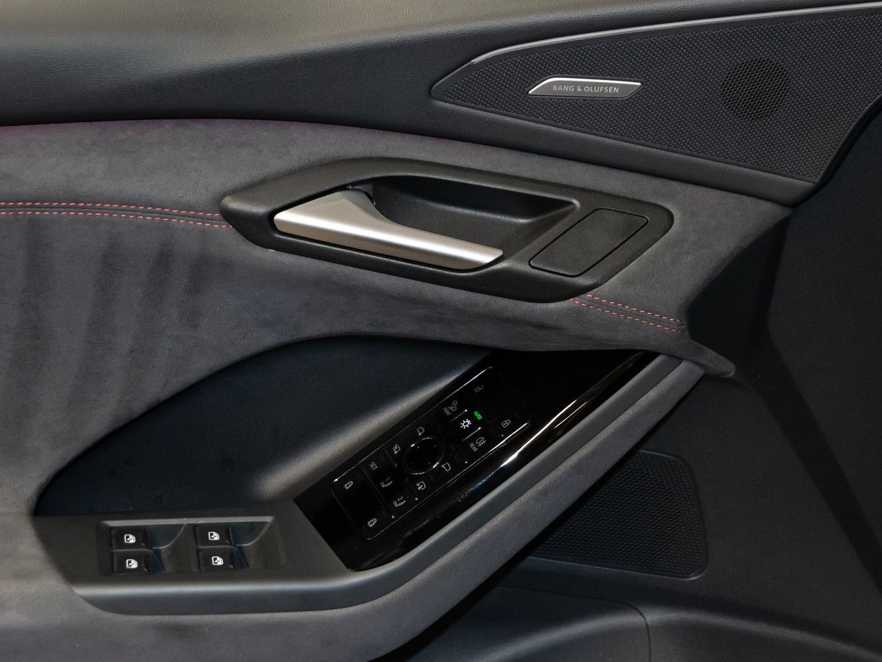 Audi SQ6 e-tron - Bild 23